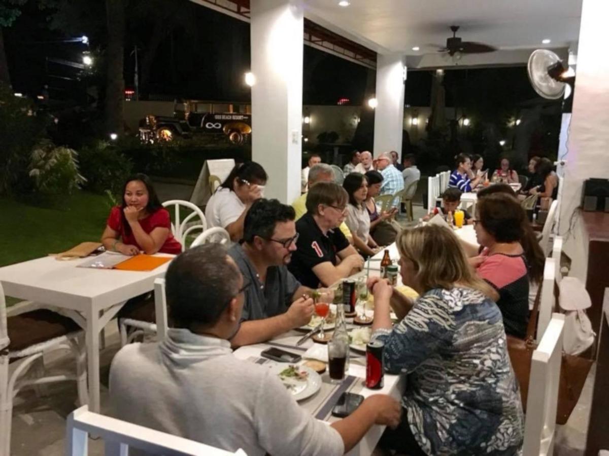 1888 Beach Resort Dumaguete City Esterno foto