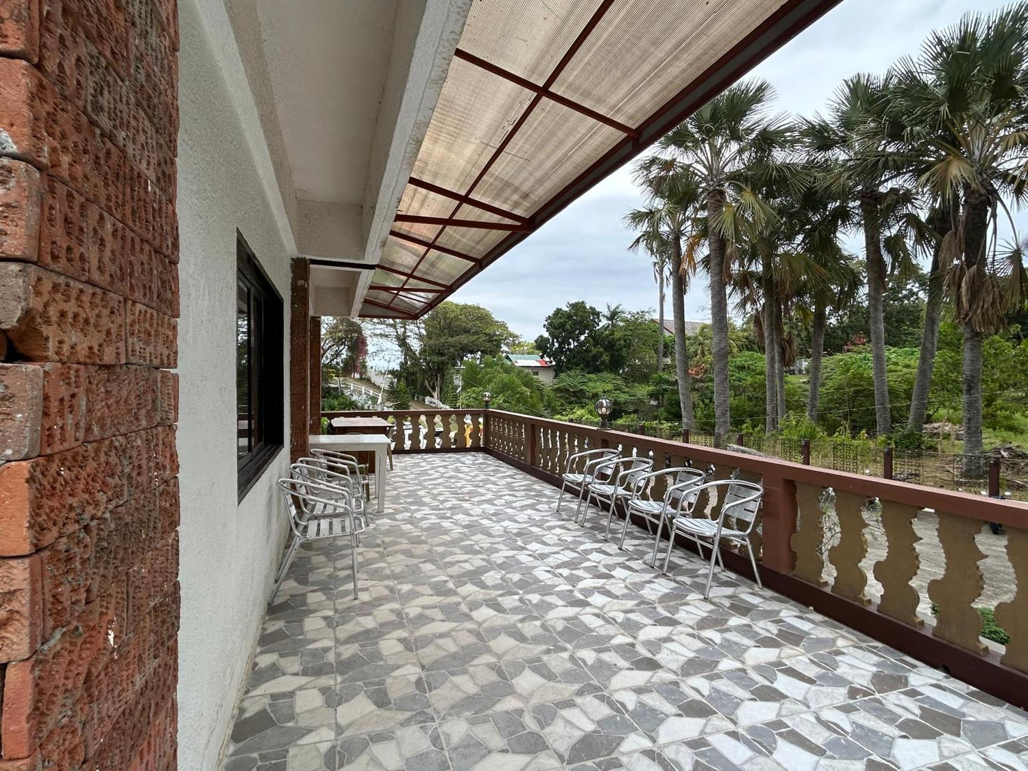 1888 Beach Resort Dumaguete City Esterno foto