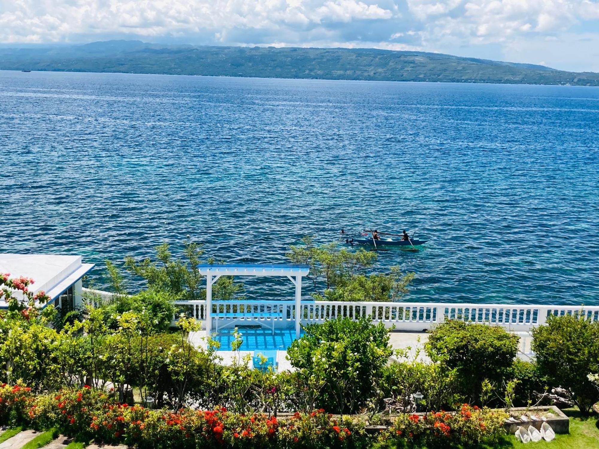 1888 Beach Resort Dumaguete City Esterno foto