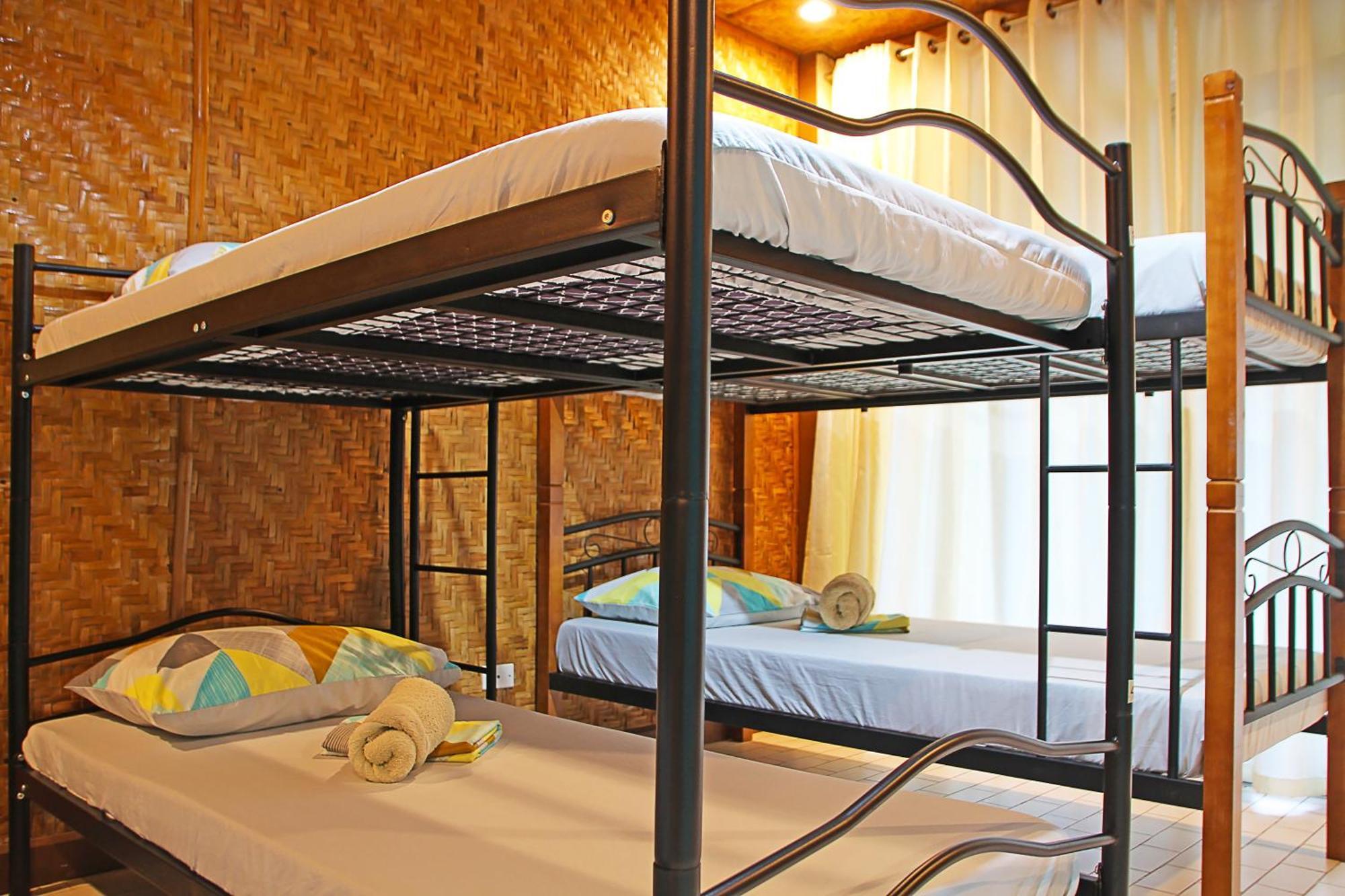 1888 Beach Resort Dumaguete City Esterno foto